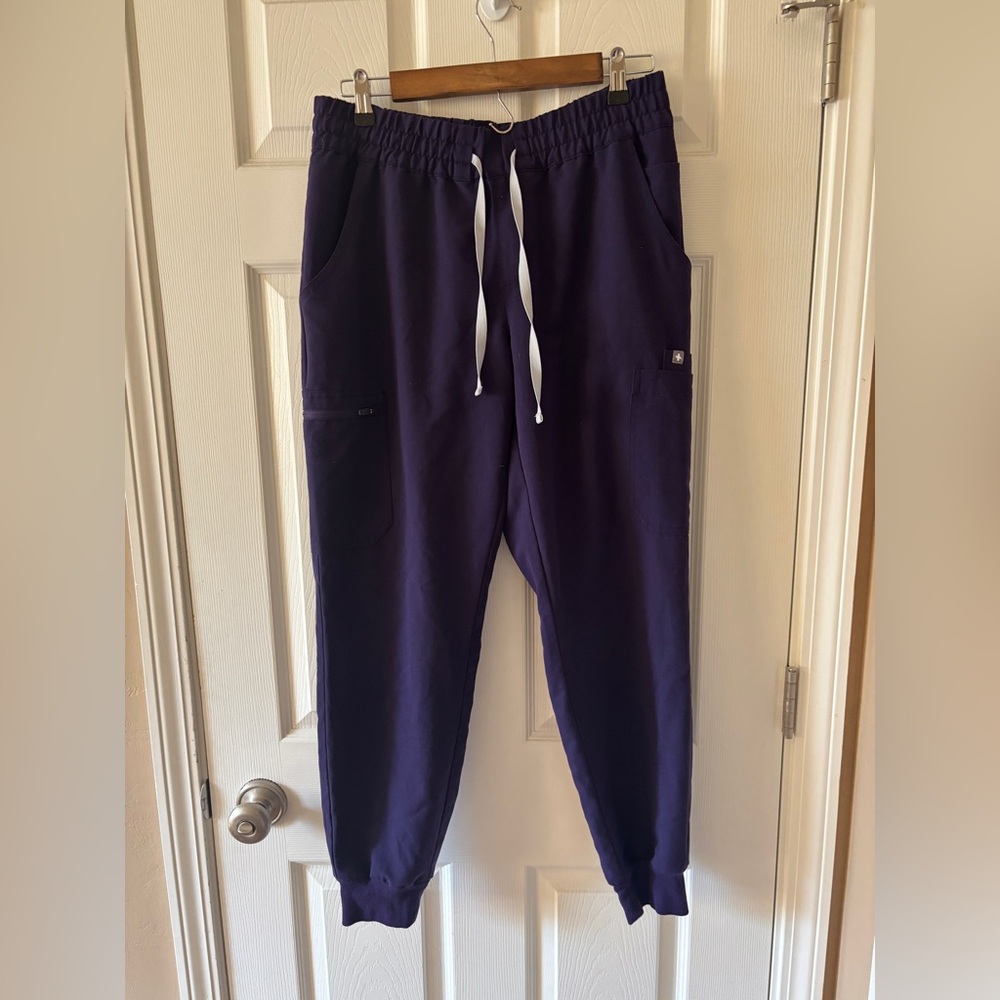 Uman Relaxed Jogger Scrub Pants